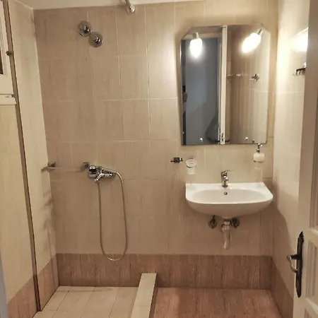 Castelli Apartment